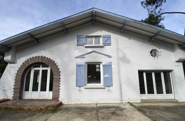 VILLA À RÉNOVER AVEC PERMIS DE CONSTRUIRE À HOSSEGOR
