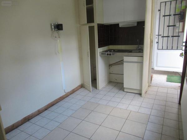 Immeuble à vendre à Troyes dans l'Aube (10000), ref : 10377/933   
paix