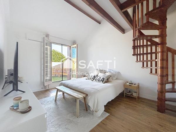 Magnifique duplex T5, 3 chambres, dernier étage, 153 m² environ