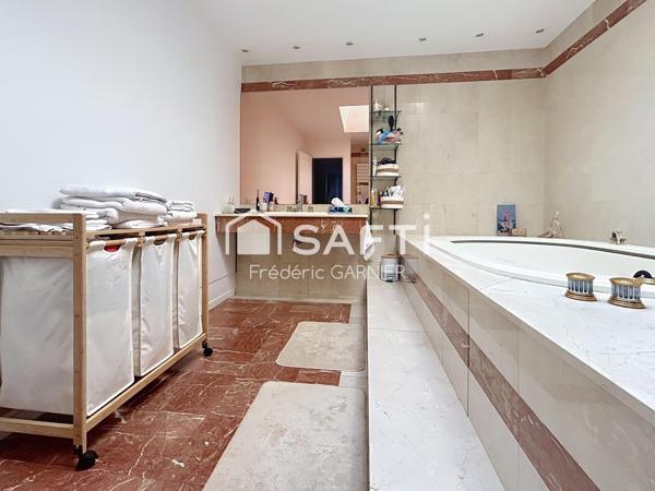 Magnifique duplex T5, 3 chambres, dernier étage, 153 m² environ