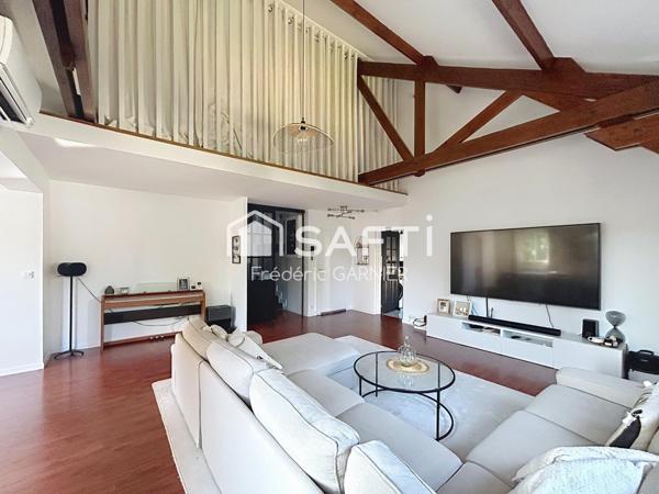 Magnifique duplex T5, 3 chambres, dernier étage, 153 m² environ