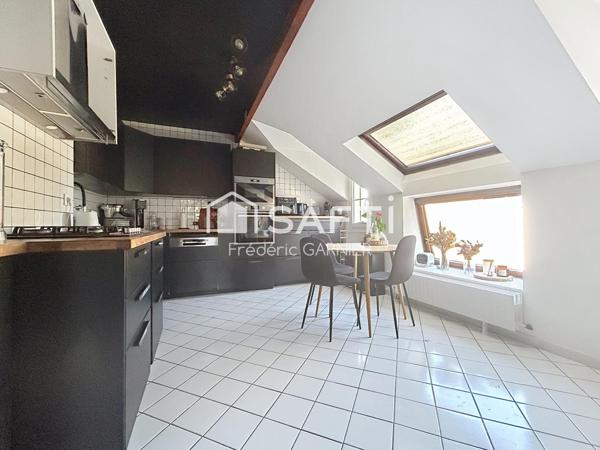 Magnifique duplex T5, 3 chambres, dernier étage, 153 m² environ