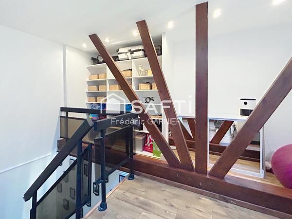 Magnifique duplex T5, 3 chambres, dernier étage, 153 m² environ