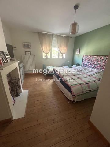 Maison à SAINT-MARTIN-BOULOGNE, 62280 - 7 pièces 240m²