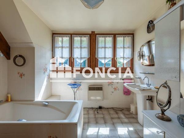 À vendre Maison 7 pièces 160 m² - Vernon 27200