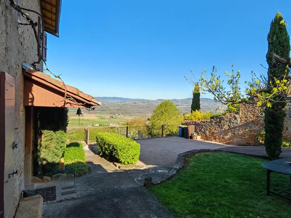 Maison Charnay 7 pièce(s) -Vue imprenable sur les Monts du Lyonnais