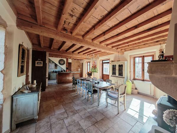 Maison Charnay 7 pièce(s) -Vue imprenable sur les Monts du Lyonnais