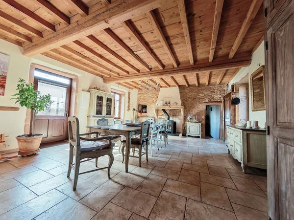 Maison Charnay 7 pièce(s) -Vue imprenable sur les Monts du Lyonnais