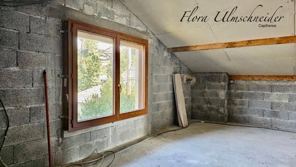 A vendre à CHINDRIEUX, maison individuelle avec fort potentiel d’évolution – Jusqu’à 140 m² habitables. Terrain et garage. Lac du Bourget