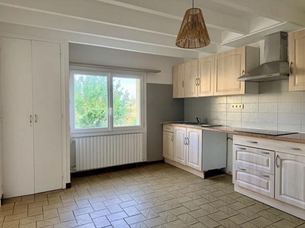 A louer Maison de plain-pied - 3 pièces 73 m² + parking + jardin d'accueil – Ambarès-et-Lagrave, proche Bordeaux