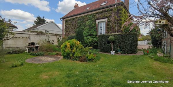 Maison de Charme avec Jardin arboré - 5 pièces – 106 m² avec système de chauffage adapté aux maisons de caractère– Pont-de-l'Arche