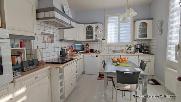 Maison de Charme avec Jardin arboré - 5 pièces – 106 m² avec système de chauffage adapté aux maisons de caractère– Pont-de-l'Arche