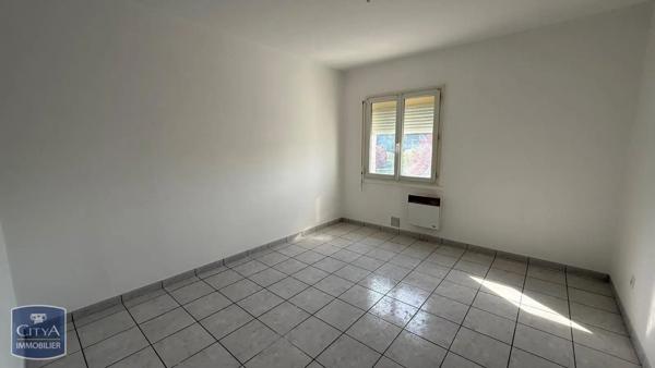 Appartement à louer 4 pièces 76m² Villeneuve-sur-Lot (47300)