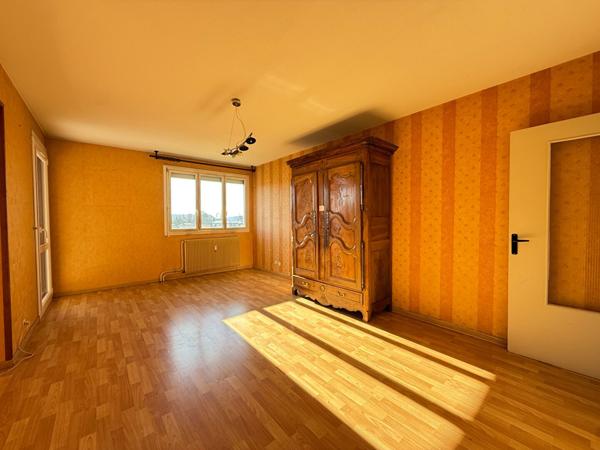 Appartement Lons-Le-Saunier 5 pièces / 3 chambres / 93.94 m²