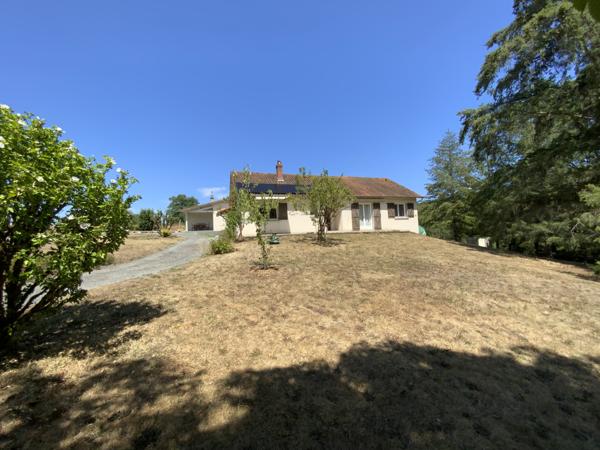 Maison
         5 pièces
        - 120 m² Exclusivité 246 000 € *