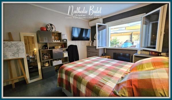 Maison rénovée en 2018 – 3 habitations distinctes – Grande cour et garages – PUISSERGIUER