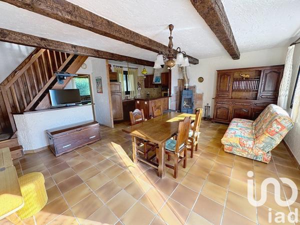 Châlet 4 pièces de 130 m² à Saint-Martin-Vésubie (06450)