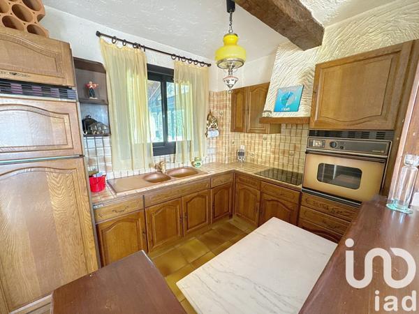 Châlet 4 pièces de 130 m² à Saint-Martin-Vésubie (06450)