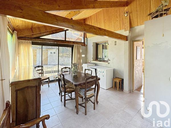 Châlet 4 pièces de 130 m² à Saint-Martin-Vésubie (06450)