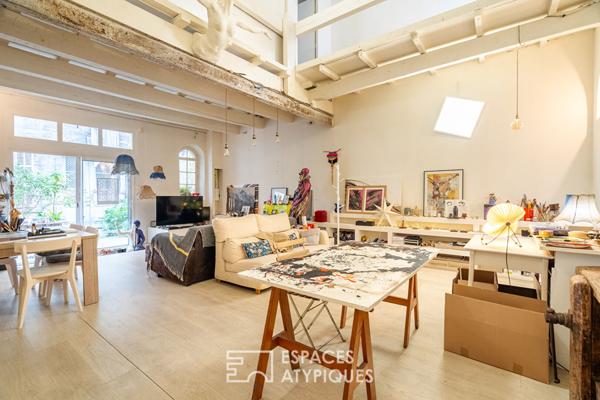 Atelier d’artiste avec extérieur à réécrire