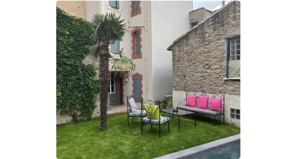 Villa 9 pièce(s) 5 chambre(s) 155 m²