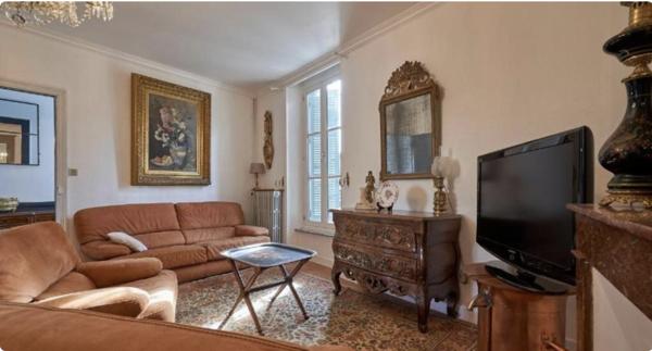 Villa 9 pièce(s) 5 chambre(s) 155 m²