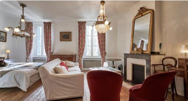 Villa 9 pièce(s) 5 chambre(s) 155 m²