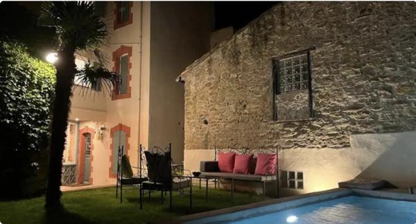 Villa 9 pièce(s) 5 chambre(s) 155 m²