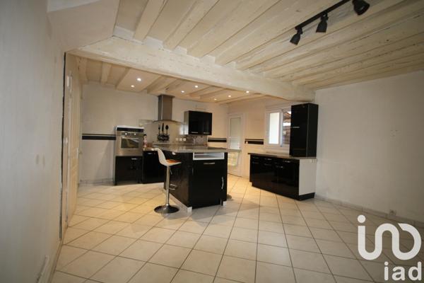 Maison 6 pièces de 90 m² à Carrières-sous-Poissy (78955)