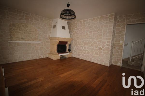 Maison 6 pièces de 90 m² à Carrières-sous-Poissy (78955)