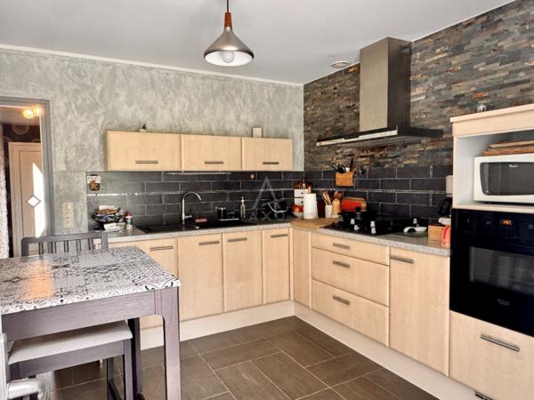 Ruelle-sur-Touvre : Maison 3 chambres  Vue campagne  Terrain 3 400 m²  Quartier calme