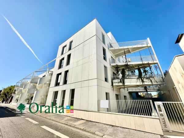 Parking · Location Bordeaux (33000)