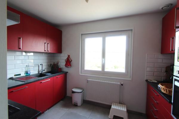 Maison à vendre 5 pièces de 106 m² à SAINTE MARIE SUR OUCHE (21), terrain de 2213 m² arboré.