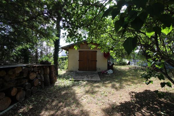 Maison à vendre 5 pièces de 106 m² à SAINTE MARIE SUR OUCHE (21), terrain de 2213 m² arboré.