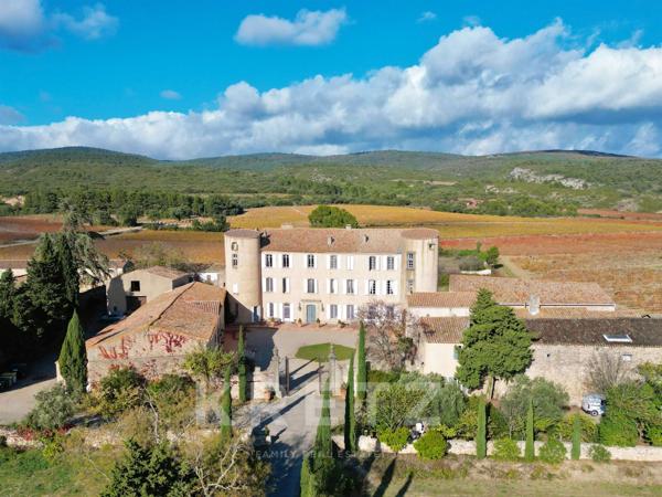 Château d’exception en Languedoc — domaine historique et raffiné