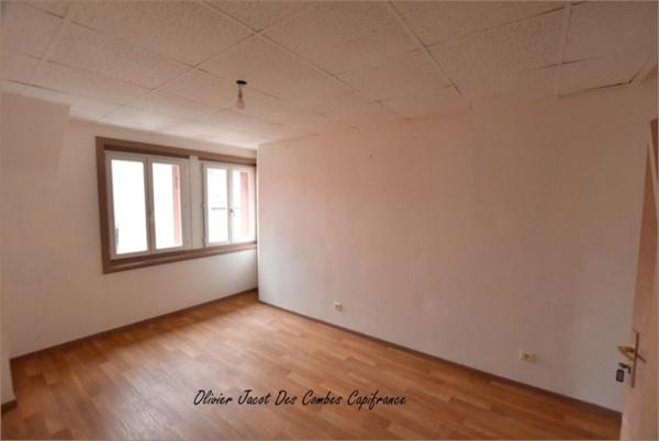 Immeuble à vendre SOCHAUX (25)