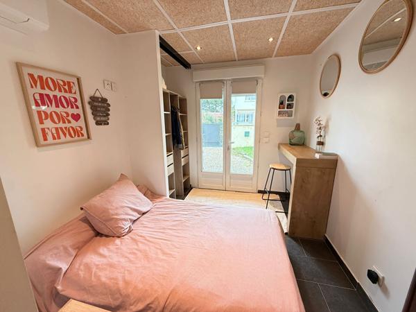 Maison rénovée dans un environnement calme à proximité des commodités