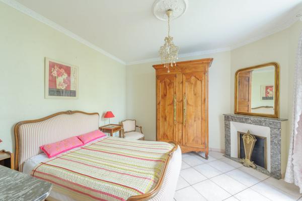 Maison 232 m² 5 chambres + logement indépendant – Quartier du Port