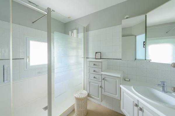 Maison 232 m² 5 chambres + logement indépendant – Quartier du Port