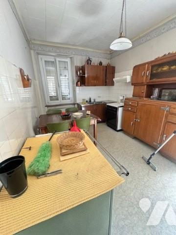 Maison comprenant deux logements indépendants avec aisances et dépendances à ECHENOZ LA MELINE