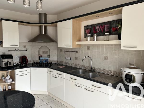 Maison à vendre 7 pièces 187 m² Saint-Romain-de-Benet