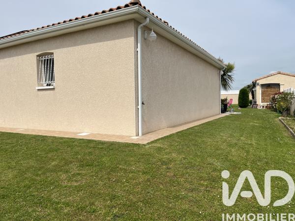 Maison à vendre 7 pièces 187 m² Saint-Romain-de-Benet