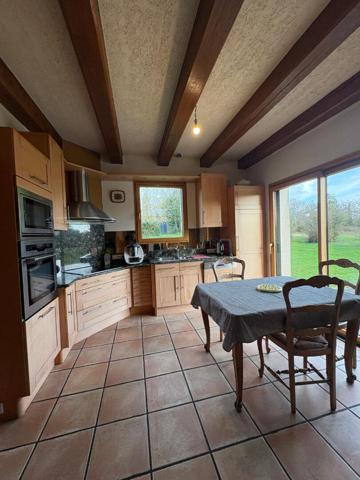 Propriété de charme de 235 m² sur près de 2 hectares Cadre naturel privilégié