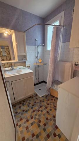 Vente                                                      Maison
                        
                     7 pièces                      115 m2                     à Saint-Pé-de-Bigorre