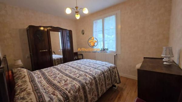 Vente                                                      Maison
                        
                     7 pièces                      115 m2                     à Saint-Pé-de-Bigorre