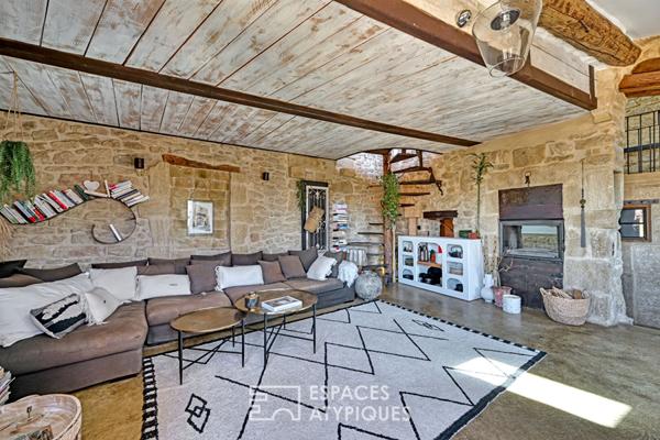Maison de village rénovée avec vue imprenable proche Uzès