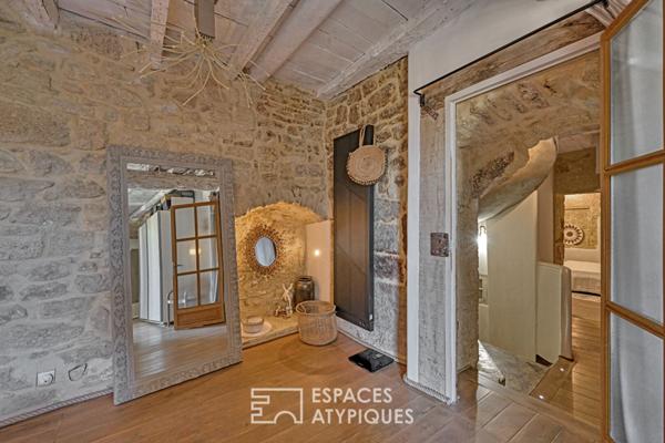 Maison de village rénovée avec vue imprenable proche Uzès