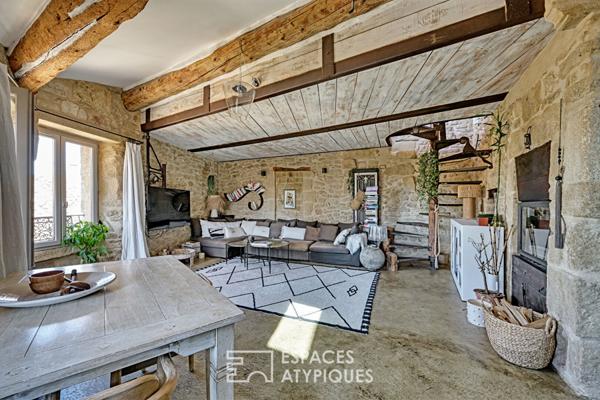 Maison de village rénovée avec vue imprenable proche Uzès