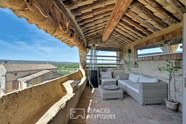 Maison de village rénovée avec vue imprenable proche Uzès