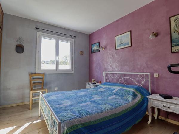 Maison familiale 4 chambres avec jardin, garage et terrain piscinable